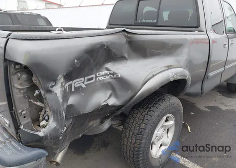 2004 Toyota Tundra Sr5 V8 из США, поврежденный, VIN 5TBBT44114S454554